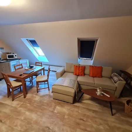 Apartments For Rent Near Budapest Guest house *
