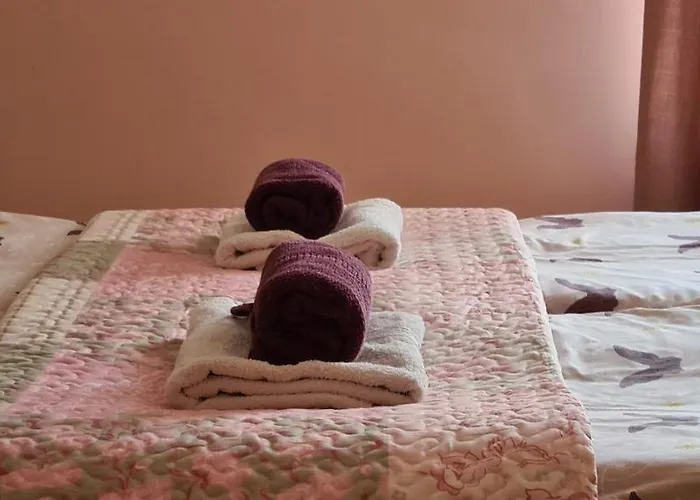 For Rent Near Budapest 게스트하우스 에첵