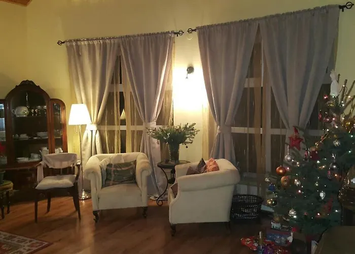 게스트하우스 For Rent Near Budapest 에첵