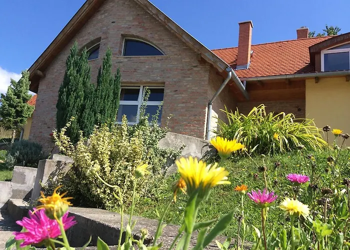 For Rent Near Budapest 게스트하우스 에첵